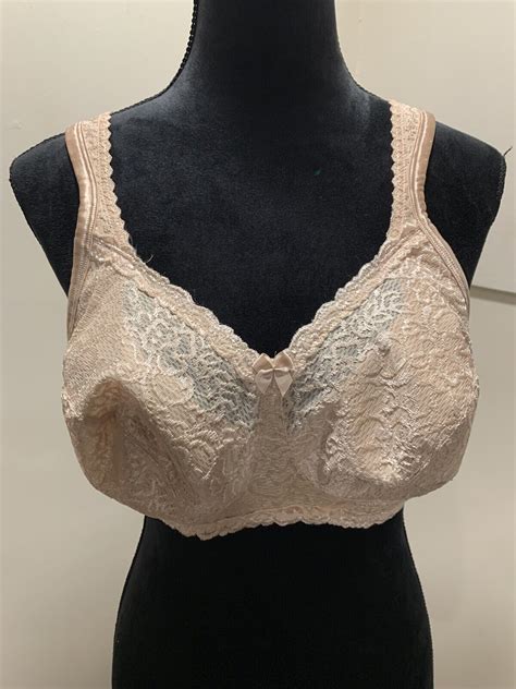 Category:36D bra